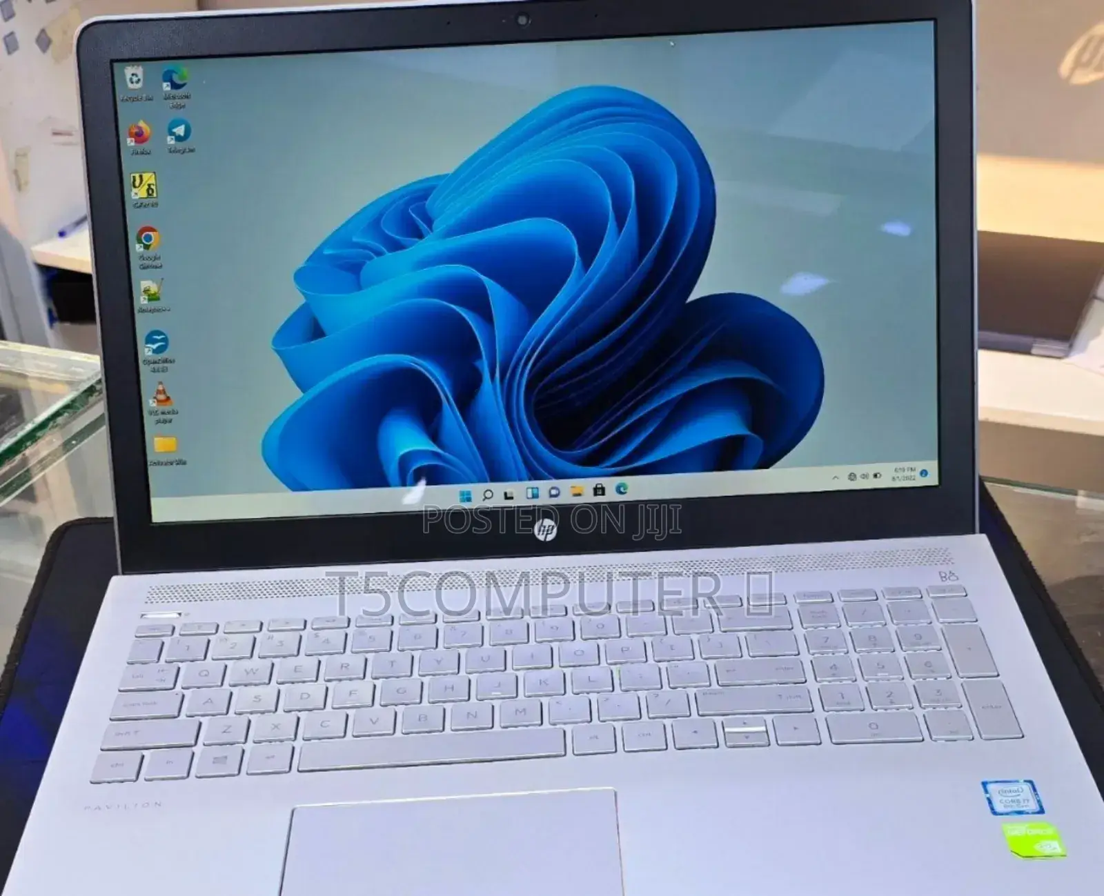 New Laptop HP Pavilion 13 16GB Intel Core I7 SSD 512GB