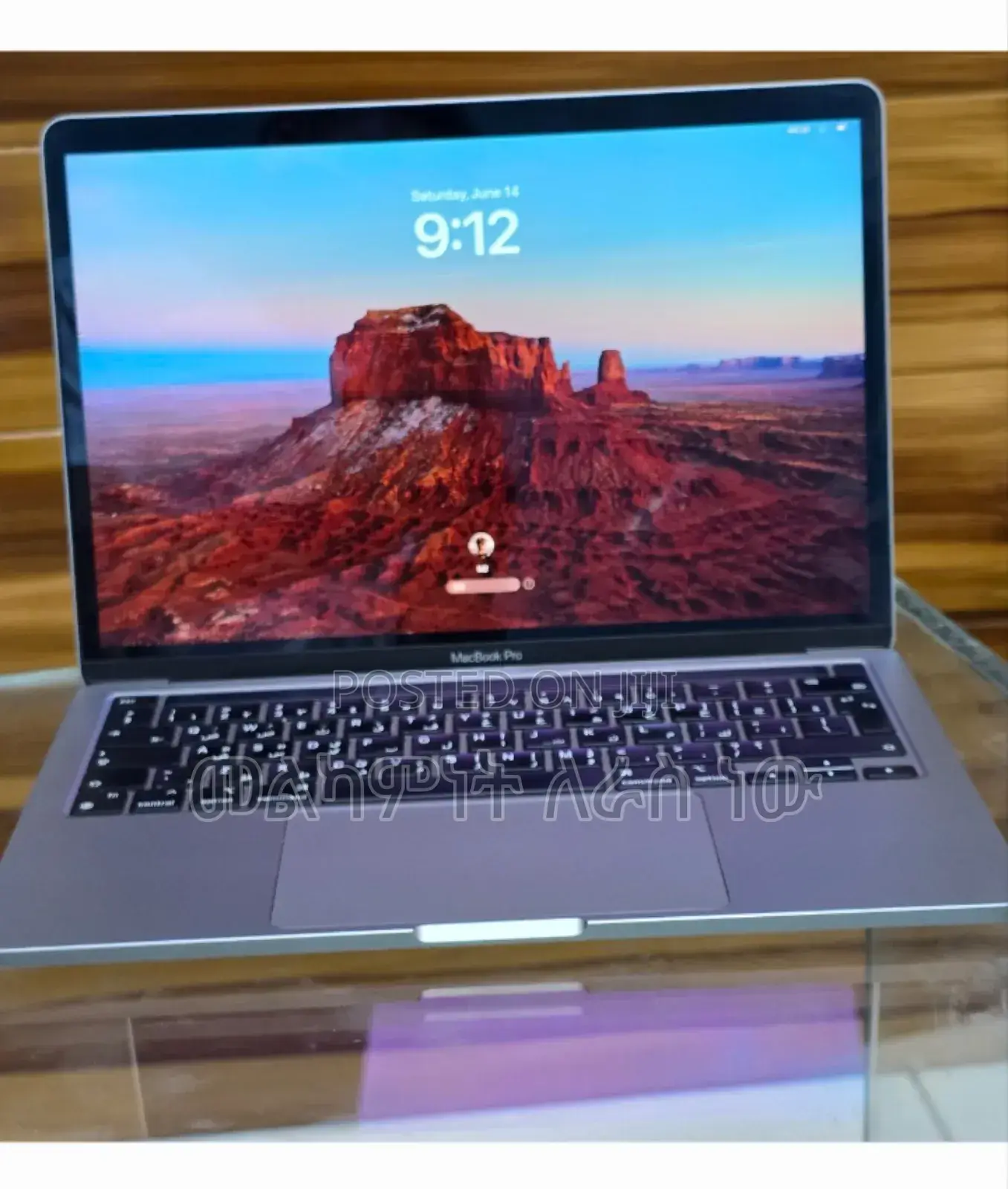 New Laptop Apple MacBook Pro 2022 M2 8GB Apple M2 SSD 256GB