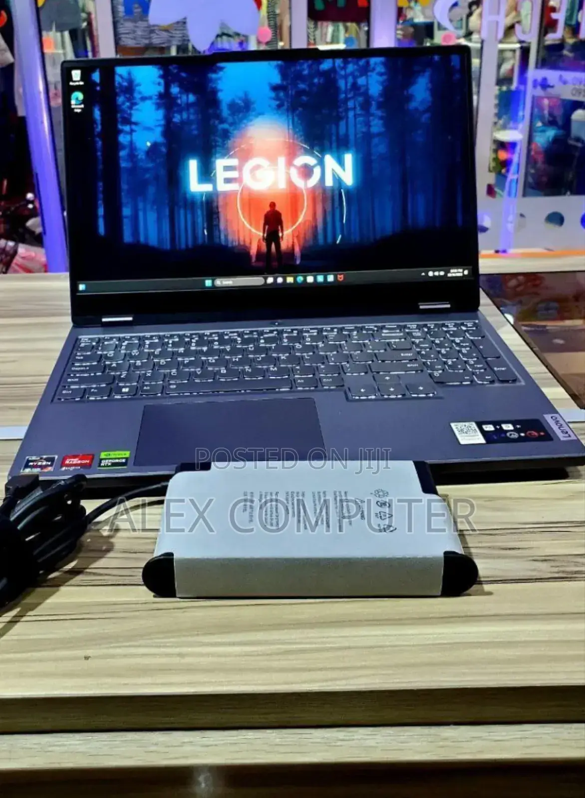 New Laptop Lenovo Legion 5 16GB AMD Ryzen 7 SSD 1T