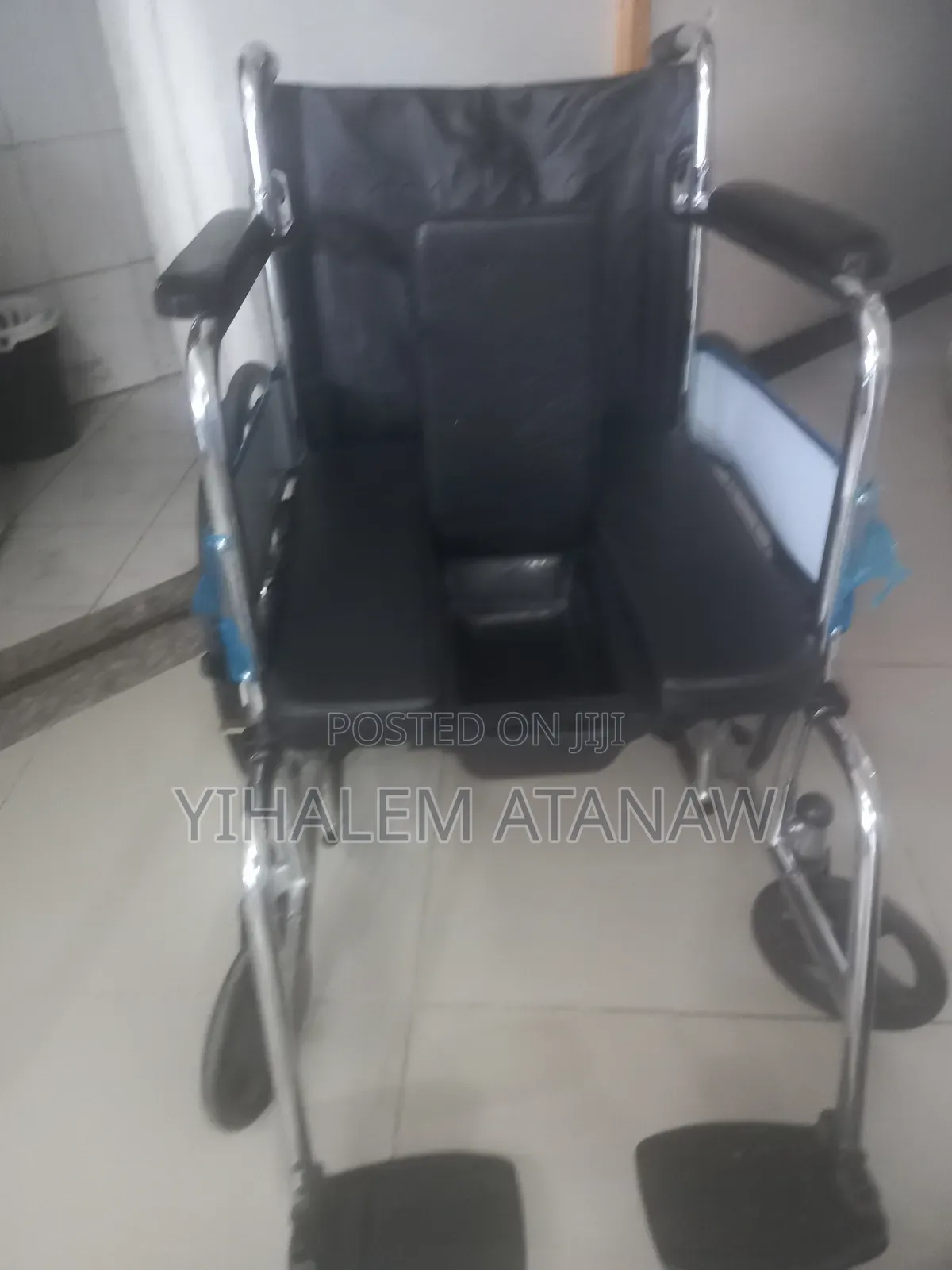 Chommode Wheelchair