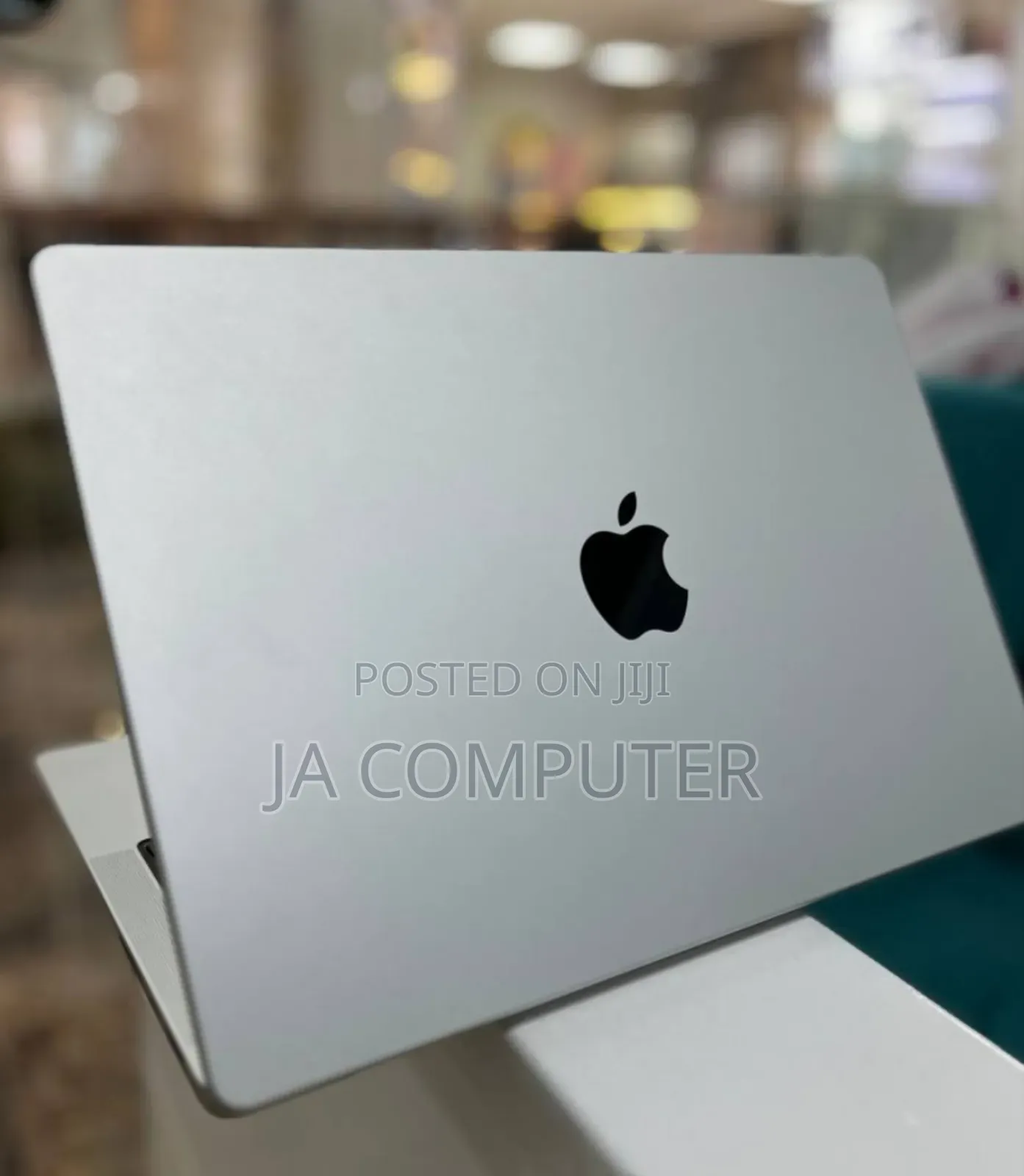 New Laptop Apple MacBook Pro M1 16GB Apple M1 Pro SSD 1T