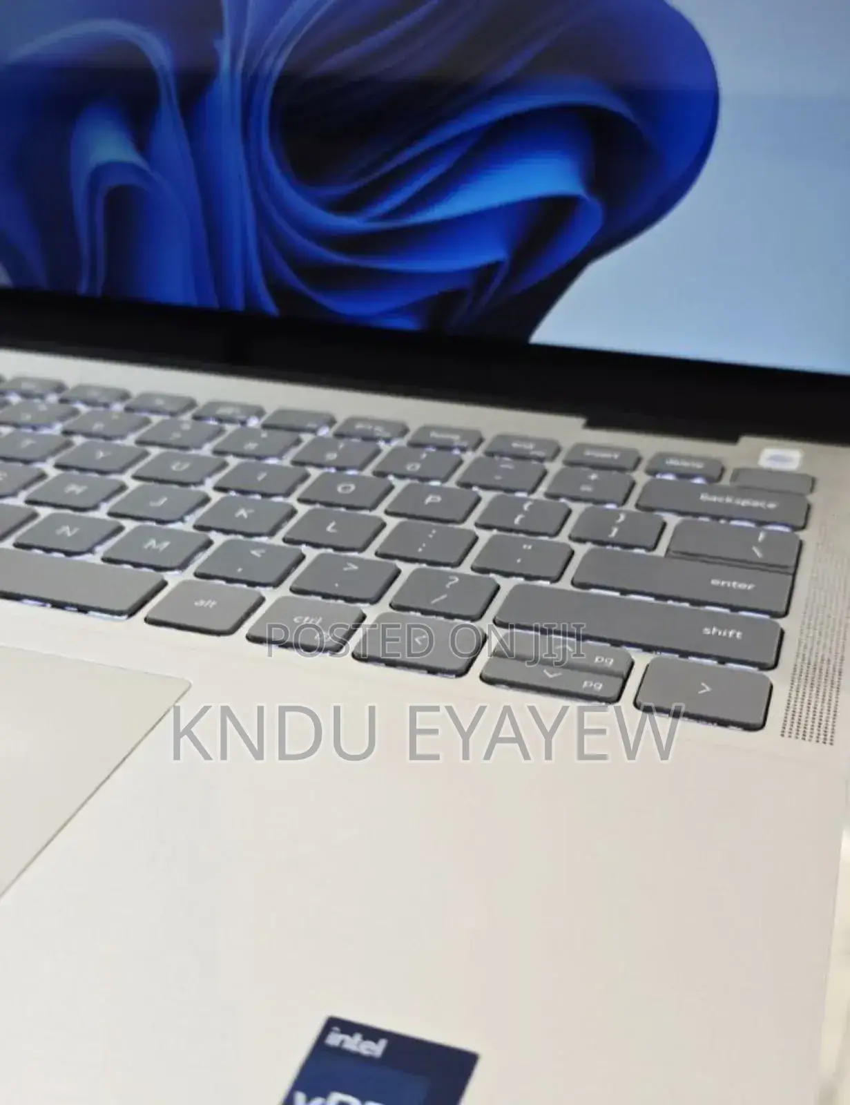 New Laptop Dell 16GB Intel Core Ultra 7 SSD 1T