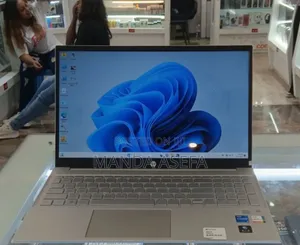 New Laptop HP Pavilion 15 16GB Intel Core I5 SSD 1T