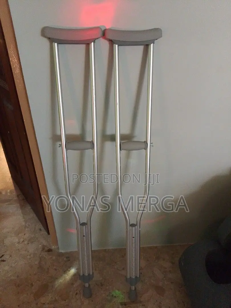Crutches Armpitد岭crutches by Foshan Size : Large Details