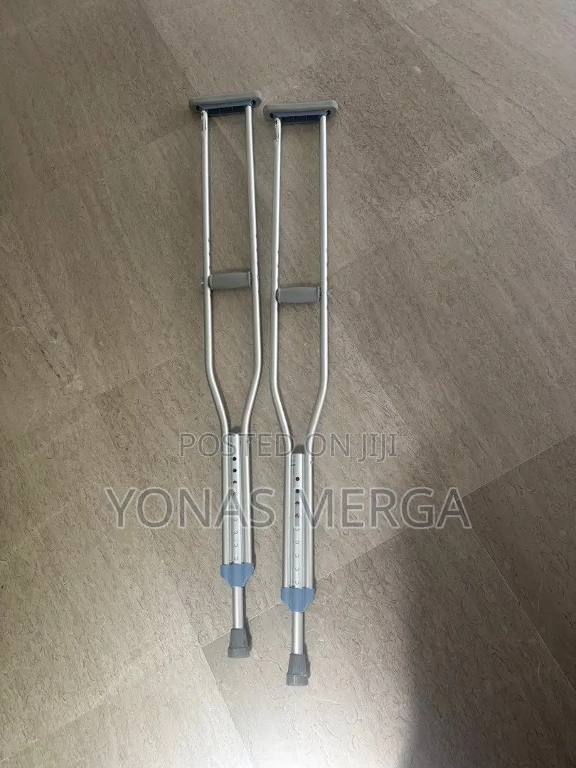 Underarm Crutches Are 1.8 KGS (Pair).Crutches督ئkranch