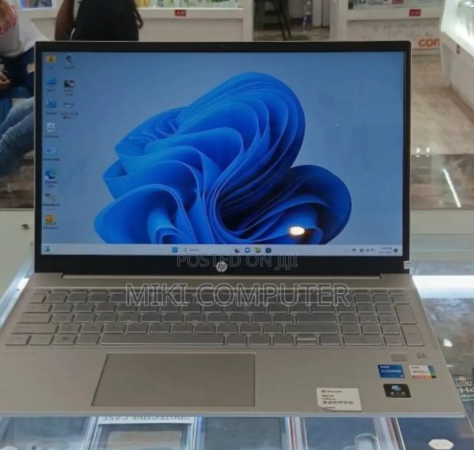 New Laptop HP Pavilion 15 16GB Intel Core I5 SSD 1T