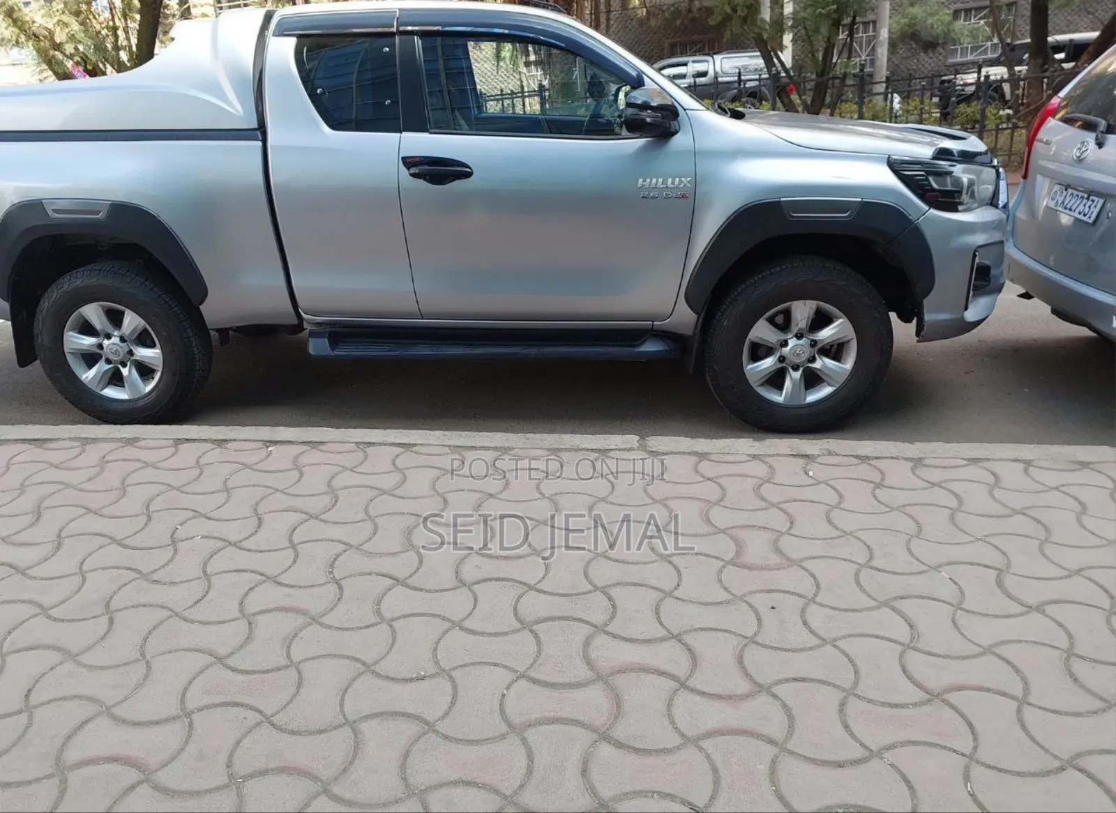 Toyota Hilux 2022 Silver