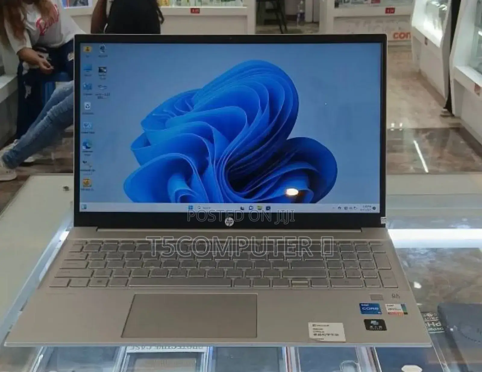 New Laptop HP 16GB Intel Core I5 SSD 1T