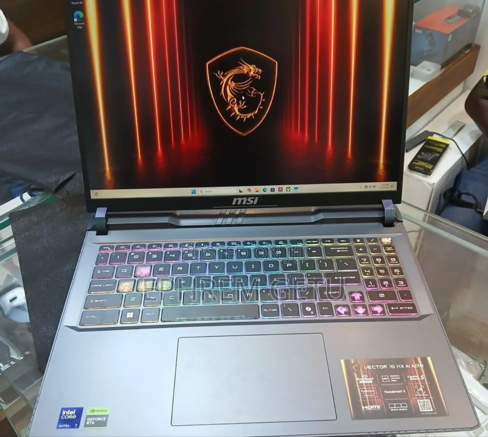 New Laptop MSI Vector GP66HX 12UGS 16GB Intel Core Ultra 7 SSD 1T