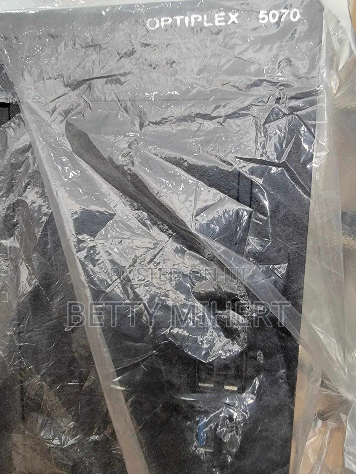 Desktop Computer Dell OptiPlex 3070 8GB Intel Core I5 HDD 1T