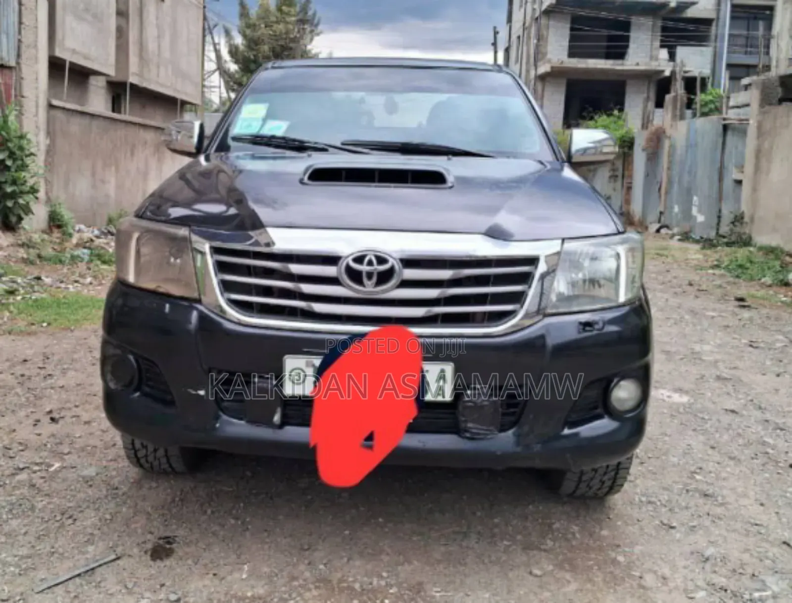 Toyota Hilux 2012 Black