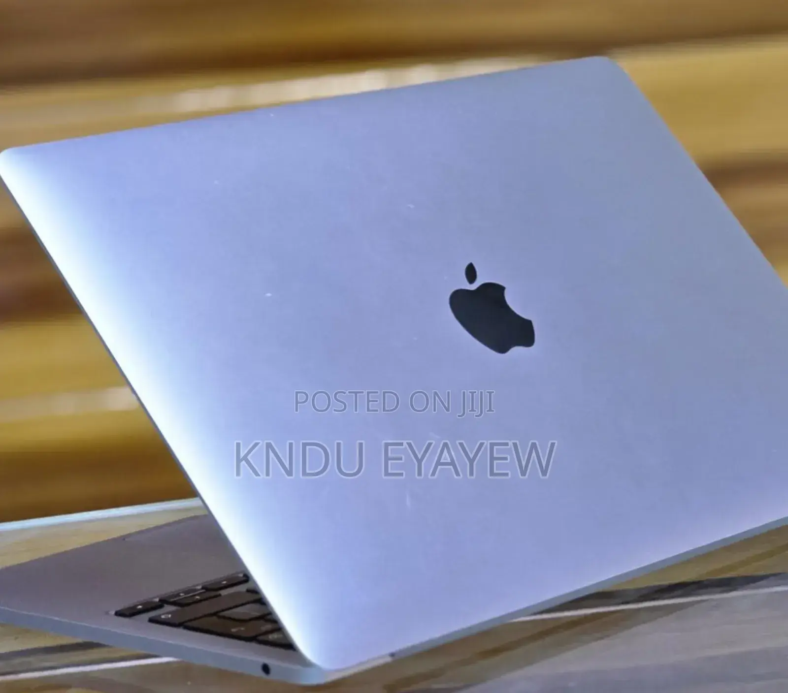 New Laptop Apple MacBook 8GB Intel Core I7 SSD 256GB