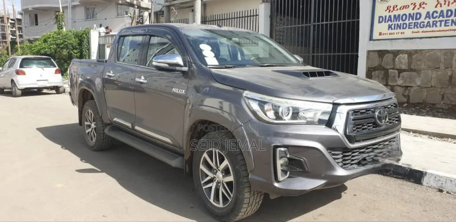 Toyota Hilux 2017 Gray