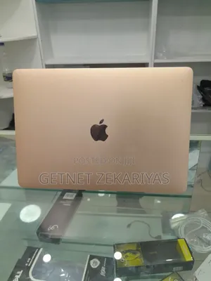 New Laptop Apple MacBook Air 8GB Apple M1 SSD 256GB