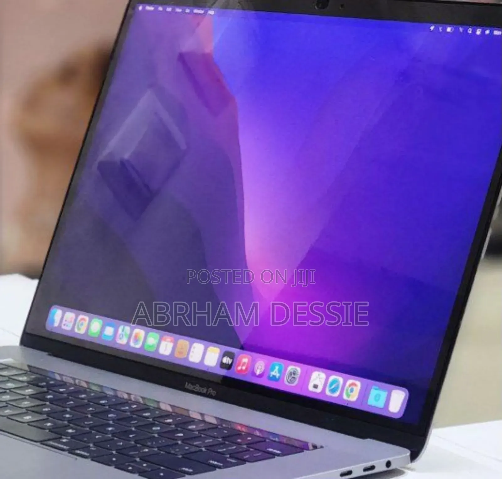 New Laptop Apple MacBook Pro M1 16GB Intel Core I7 SSD 256GB