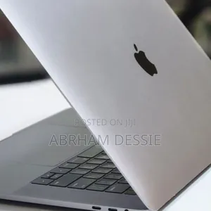 New Laptop Apple MacBook Pro M1 16GB Intel Core I7 SSD 256GB