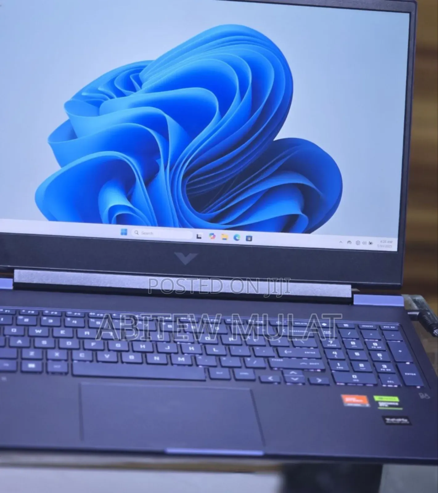 New Laptop HP Victus 15 16GB AMD Ryzen 7 SSD 1T