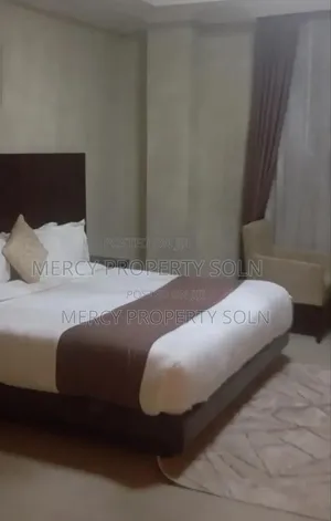 5bdrm Villa in Bole for sale