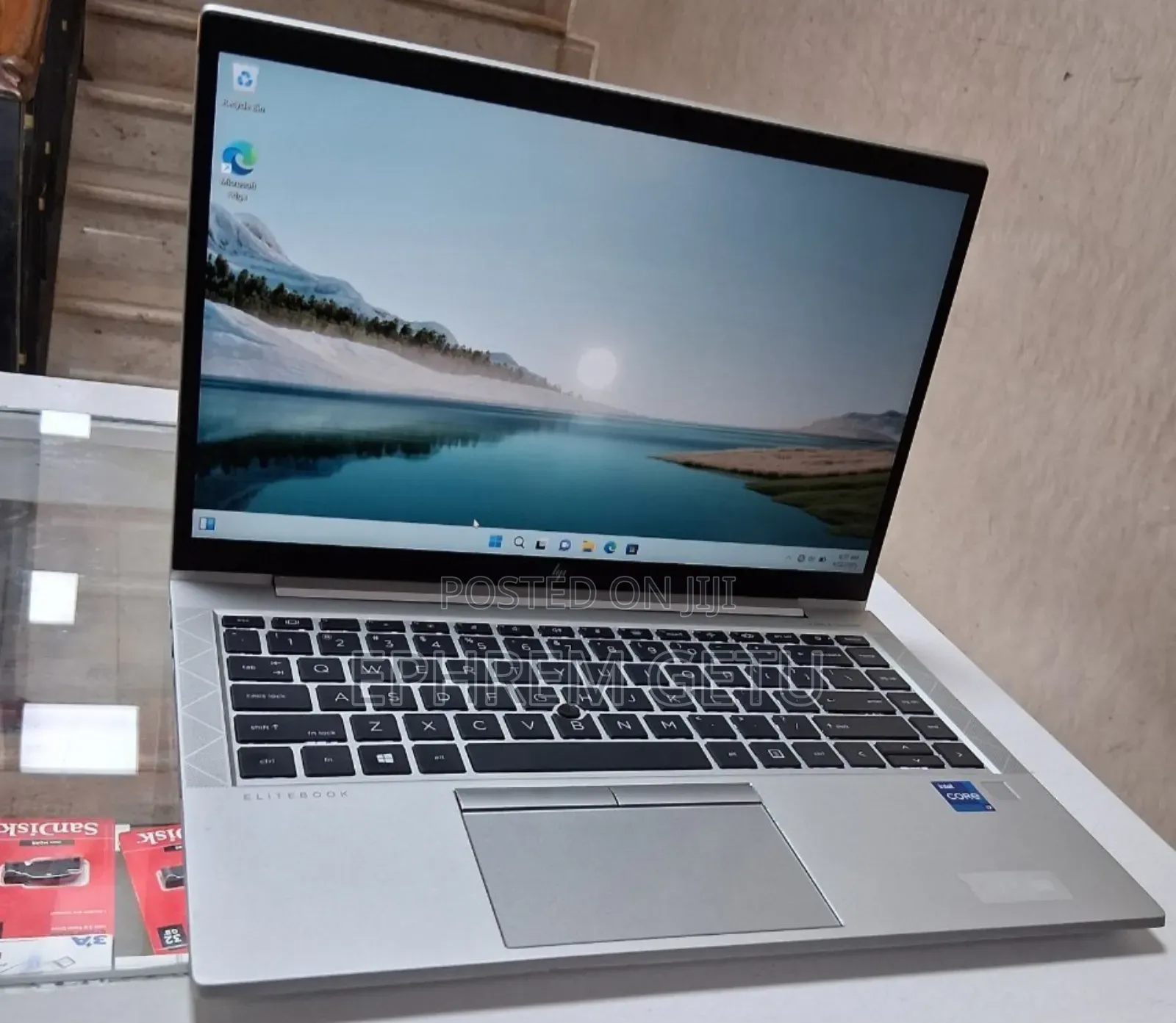 New Laptop HP EliteBook 840 G8 16GB Intel Core I7 SSD 512GB