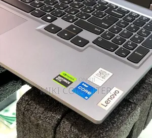 New Laptop Lenovo LOQ 15ARP9 16GB Intel Core I5 SSD 512GB