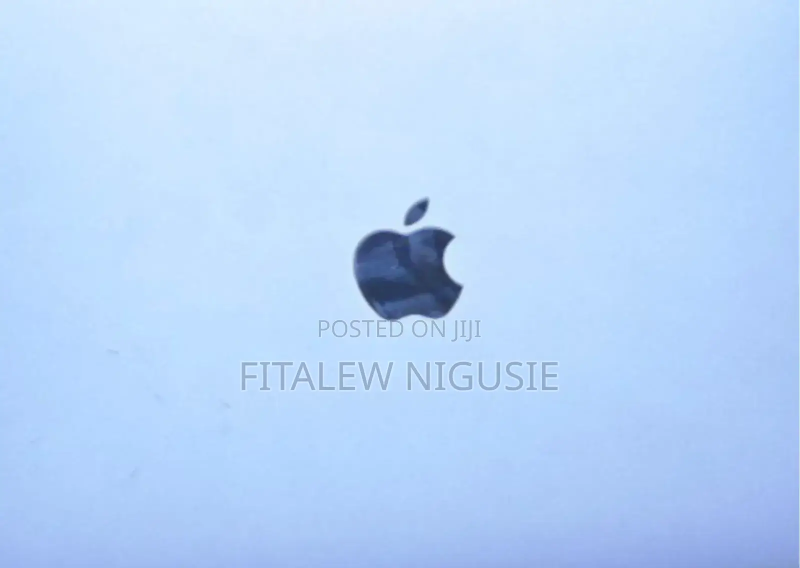 New Laptop Apple MacBook Pro 2019 8GB Intel Core M3 SSD 256GB