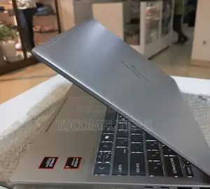 New Laptop HP 16GB AMD Ryzen 5 SSD 512GB