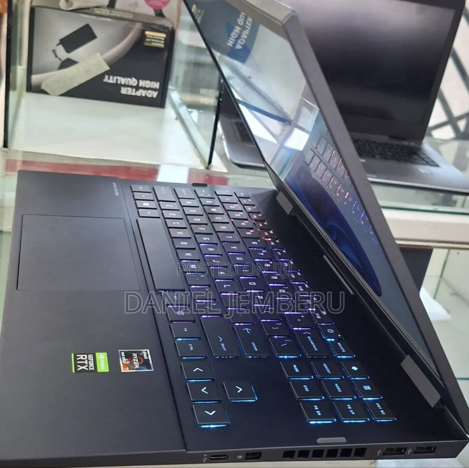 New Laptop HP Omen 15 16GB AMD Ryzen 9 SSD 512GB