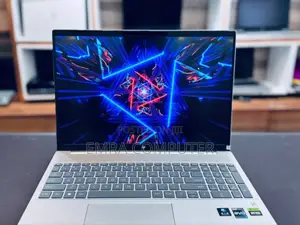 New Laptop HP 16GB Intel Core I7 SSD 1T