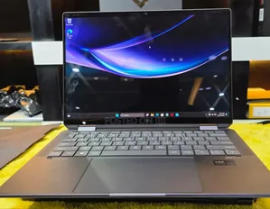 New Laptop HP Spectra 13 32GB Intel Core Ultra 7 SSD 1T