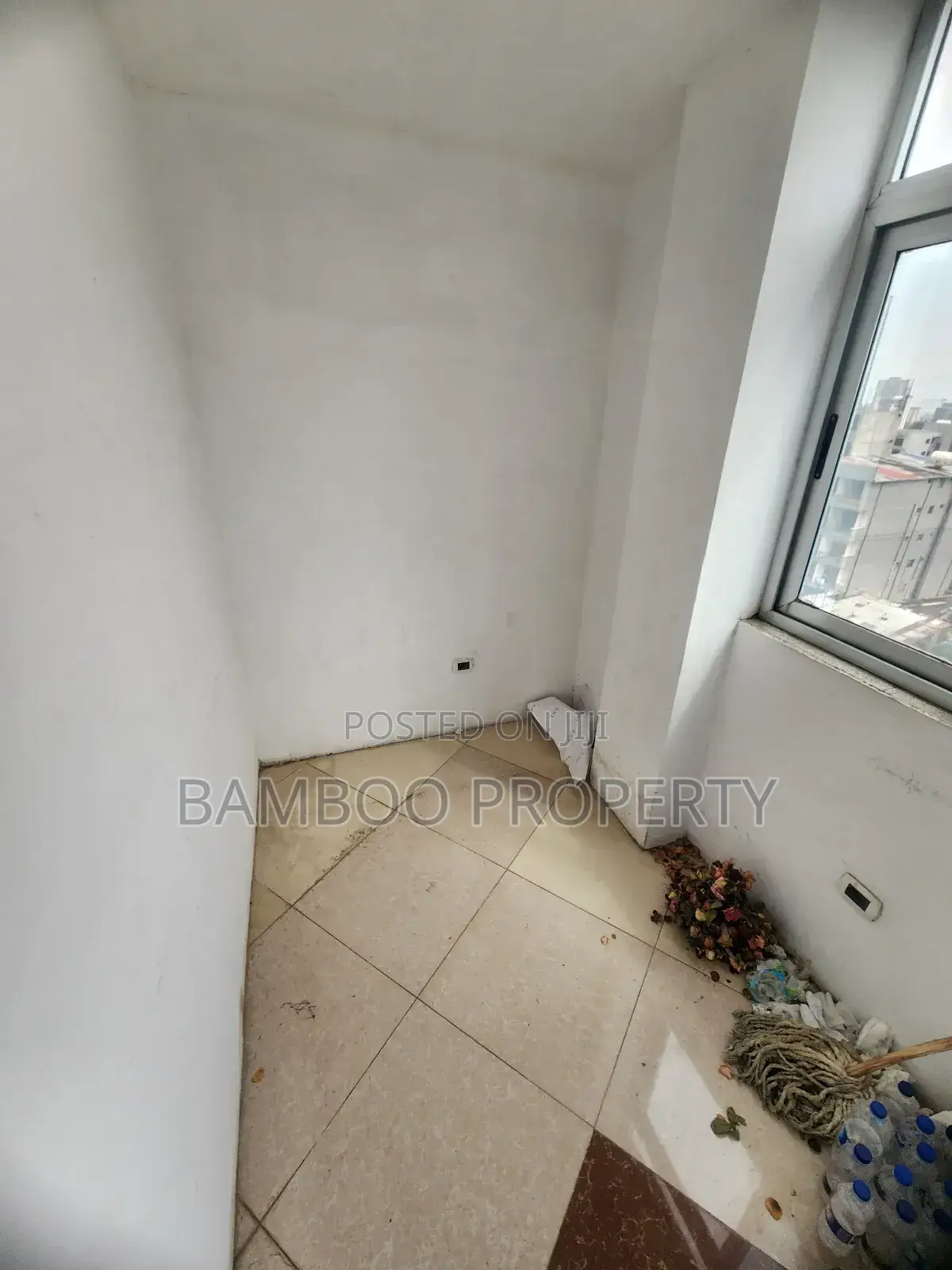 Office for Rent in Bole Area