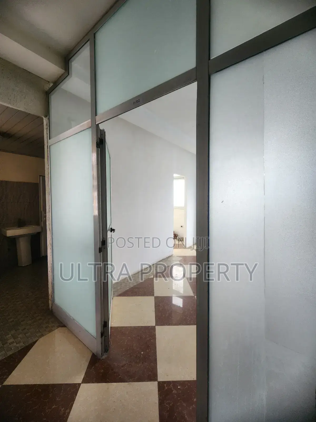 Office for Rent in Bole Area