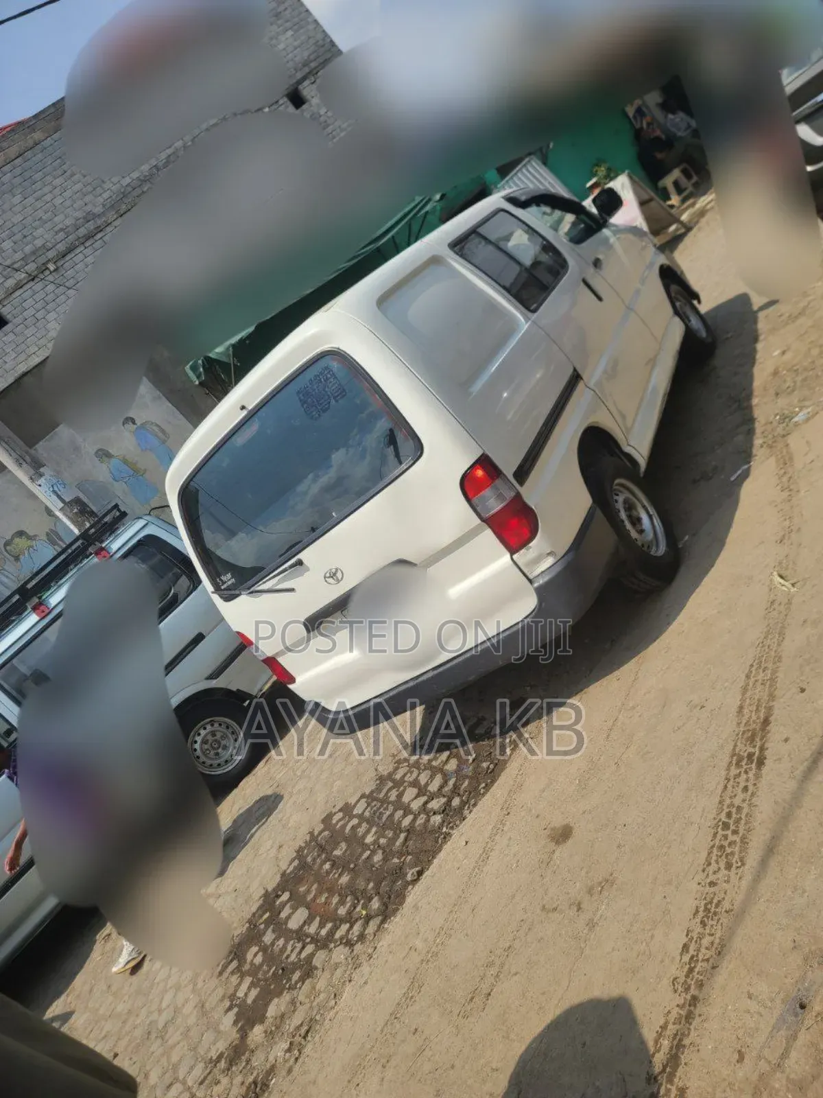 Toyota HiAce 2008 White