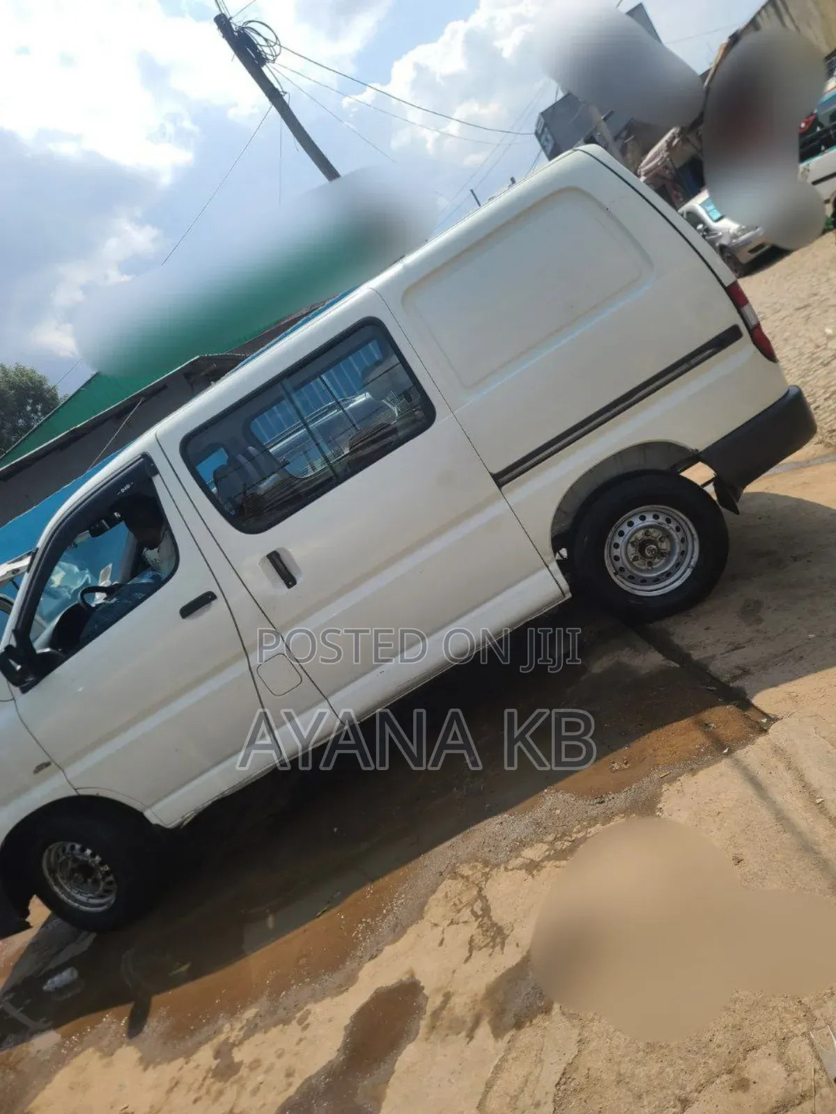 Toyota HiAce 2008 White