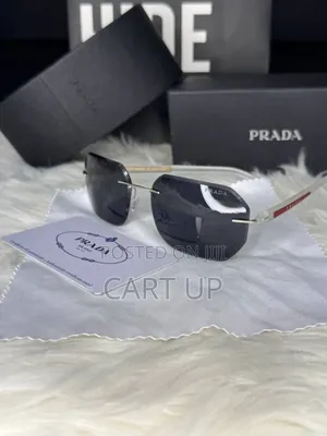 Prada High Quality Sunglasses