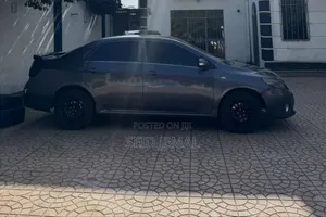 Toyota Corolla 2012 Gray