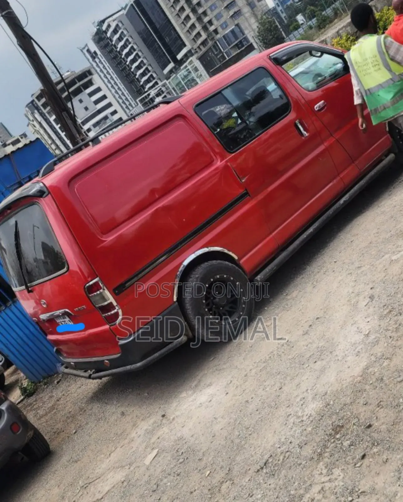 Toyota HiAce 2008 Red