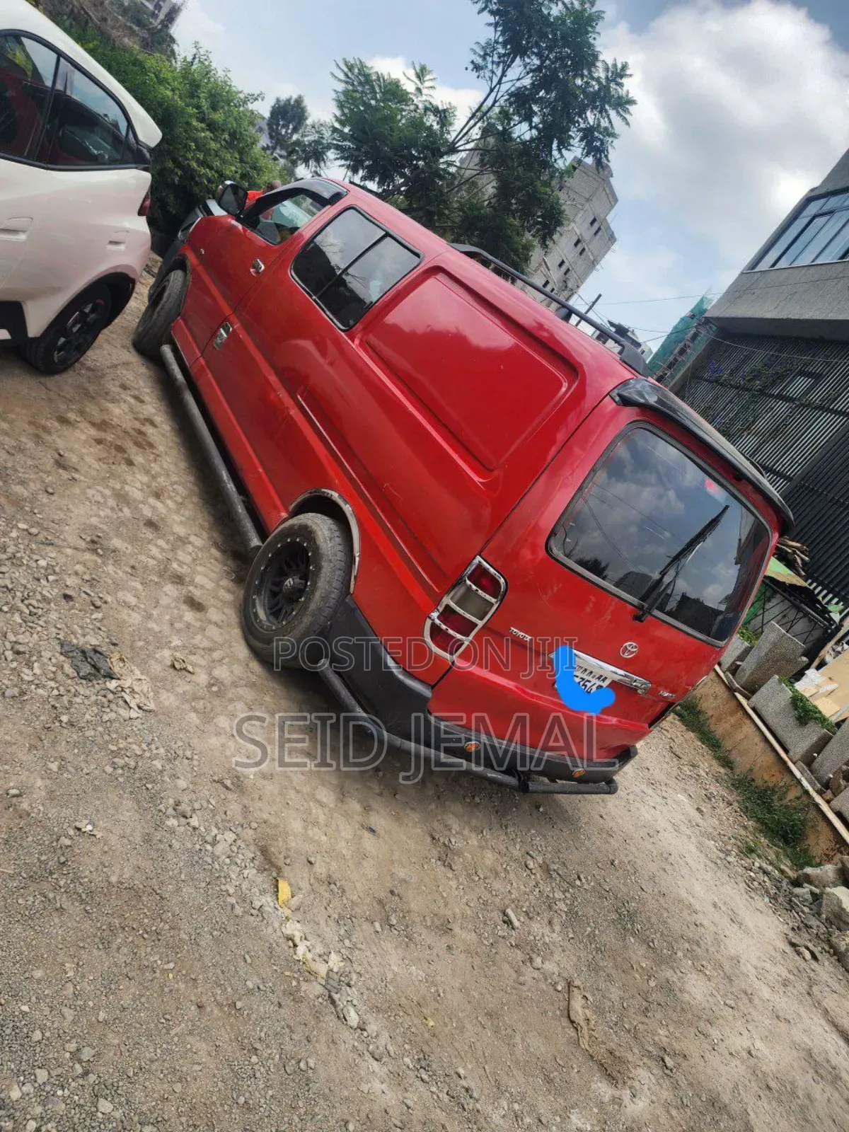 Toyota HiAce 2008 Red