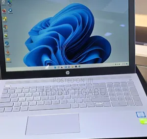 New Laptop HP Pavilion 15 16GB Intel Core I7 SSD 512GB