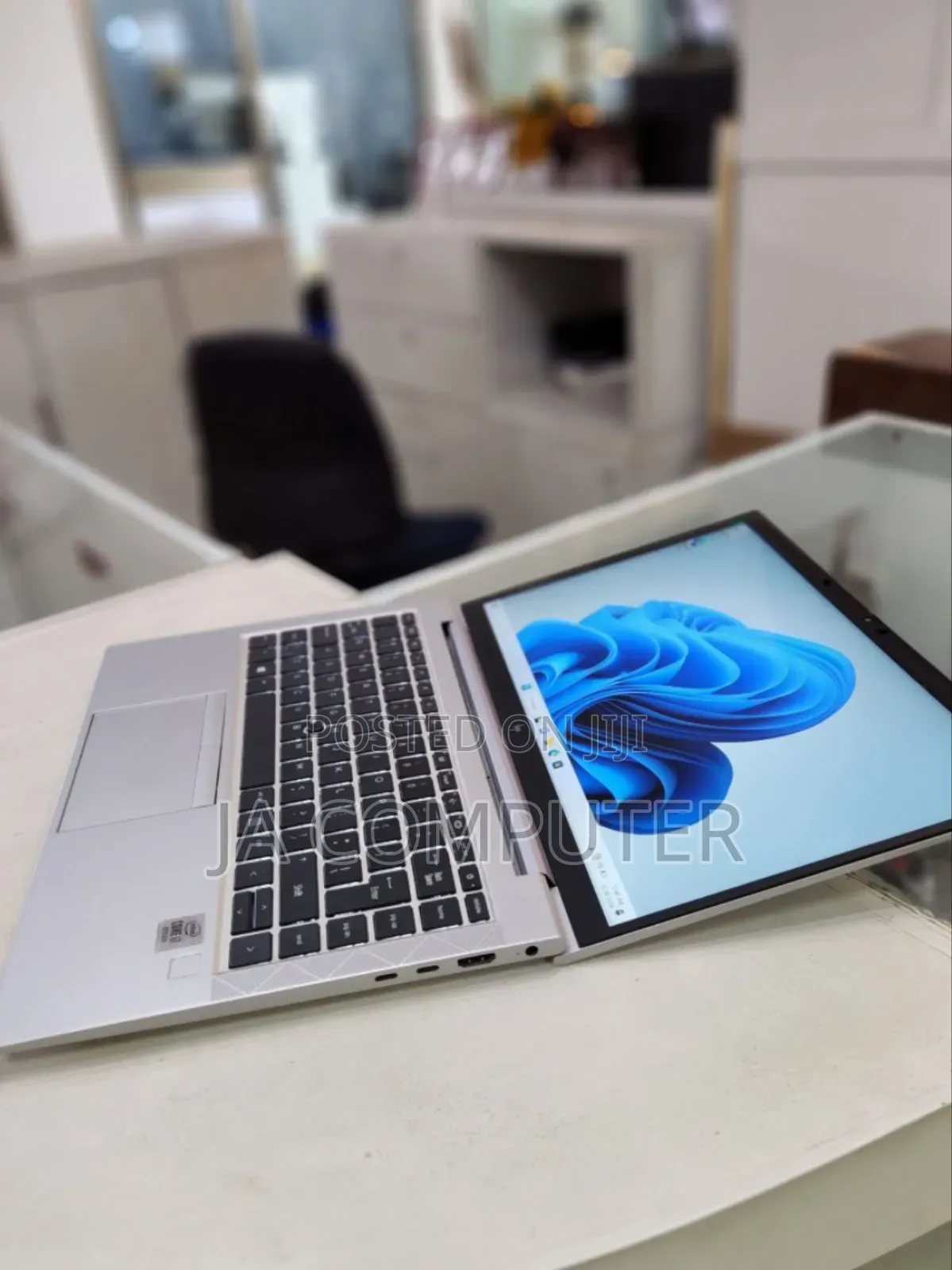 New Laptop HP EliteBook 840 G7 16GB Intel Core I7 SSD 512GB