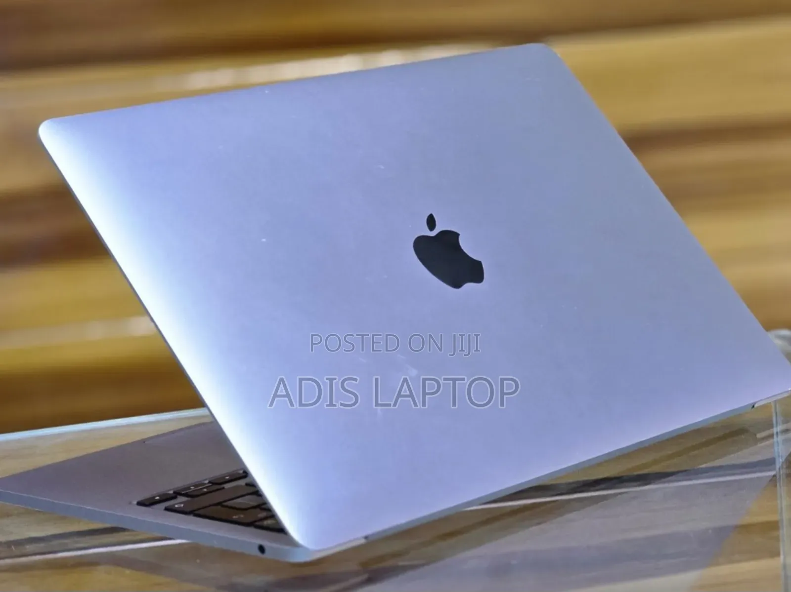 New Laptop Apple MacBook Air 2022 M2 8GB Intel Core I7 SSD 256GB