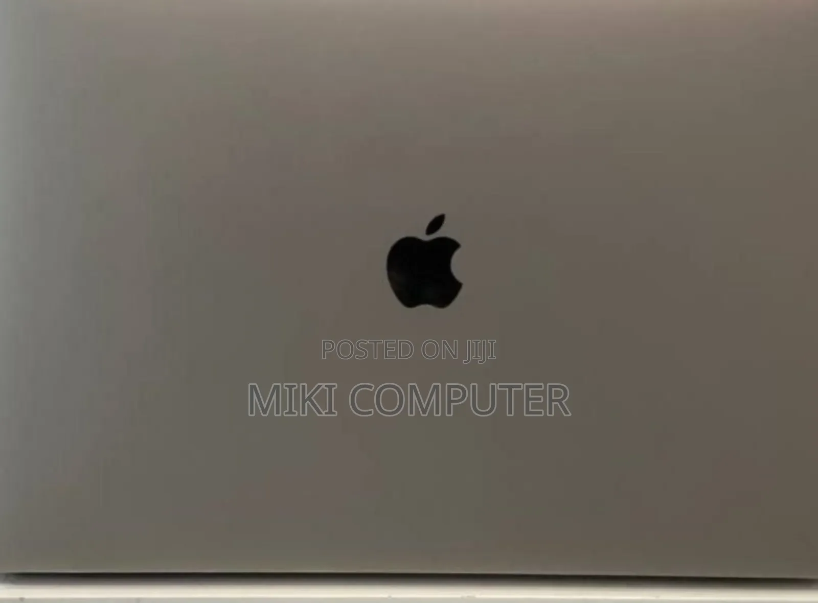 New Laptop Apple MacBook Pro 2019 16GB Intel Core I7 SSD 512GB