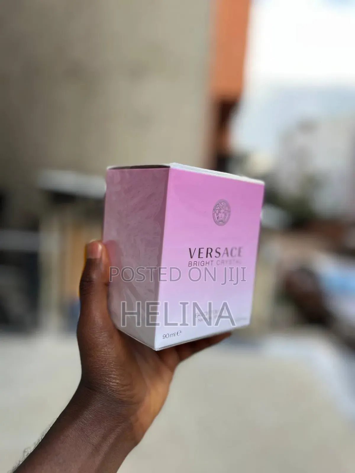 Versace Perfume: ሽቶሽ ስላንቺ ብዙ ይናገራል