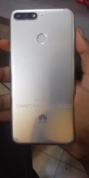 Huawei Y6 16 GB Gold