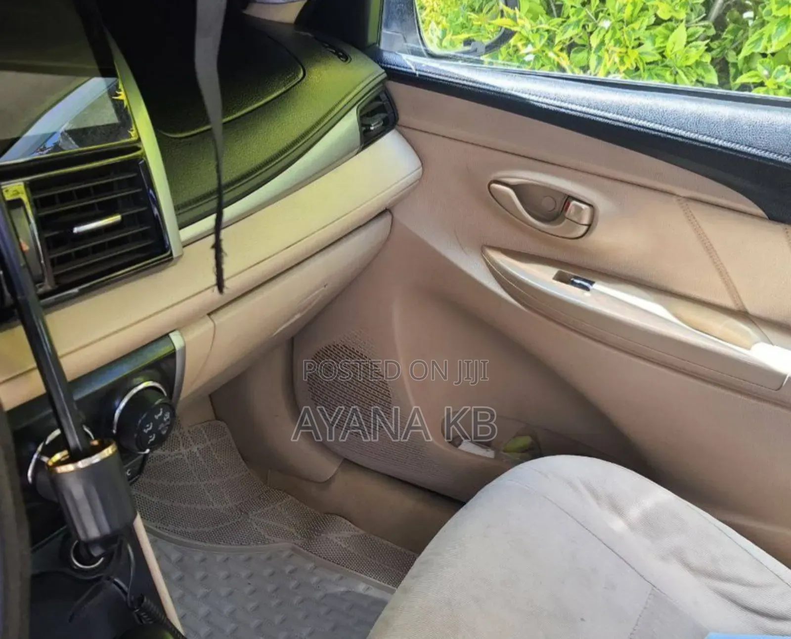 Toyota Yaris 2016 White