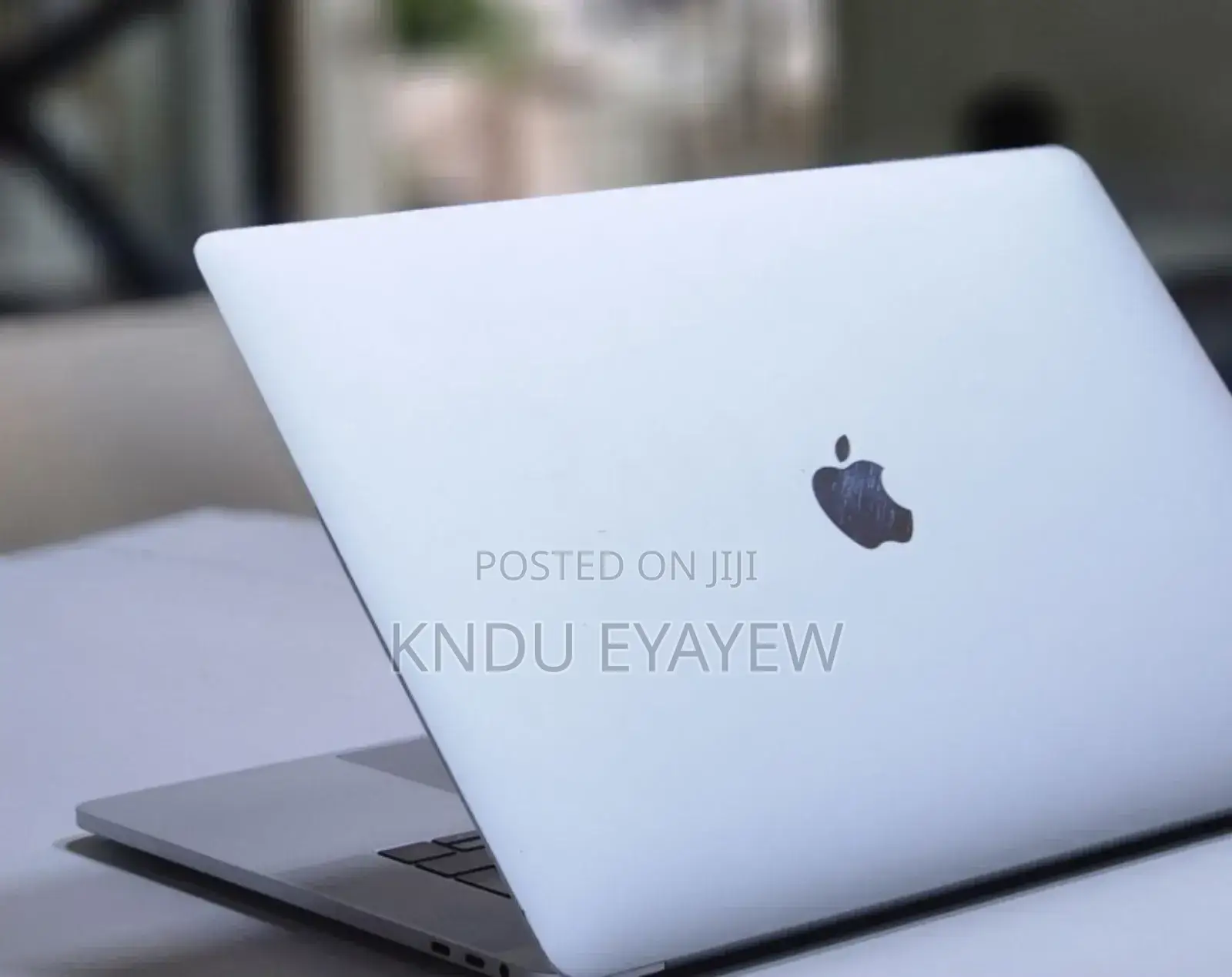 New Laptop Apple MacBook Pro 2017 16GB Intel Core I7 SSD 512GB