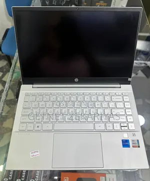 New Laptop HP Pavilion 14 16GB Intel Core I7 SSD 512GB