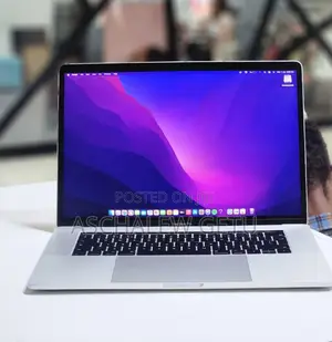 New Laptop Apple MacBook Pro 2017 16GB Intel Core I7 SSD 512GB