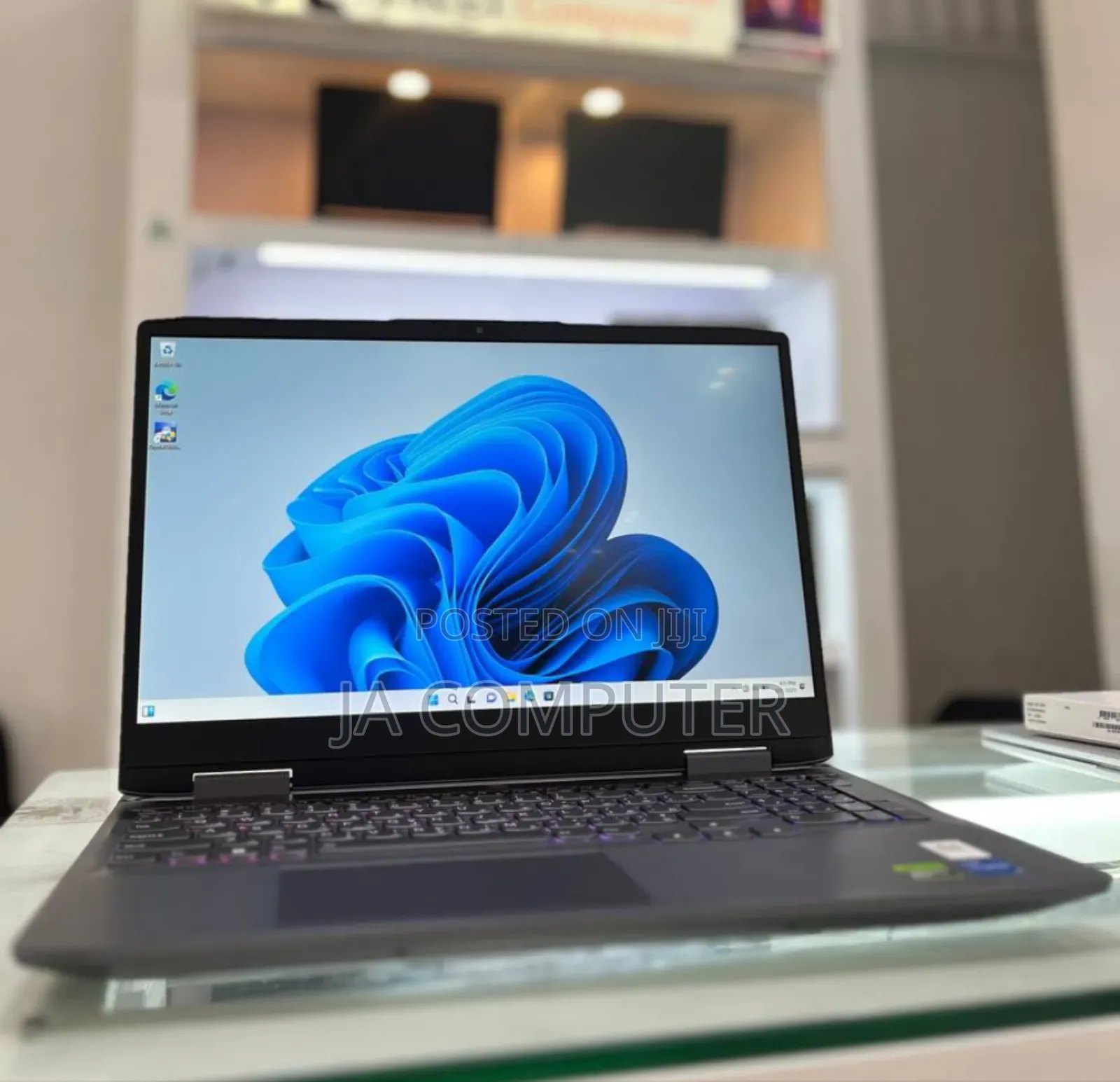 New Laptop Lenovo LOQ 15ARP9 16GB Intel Core I5 SSD 512GB
