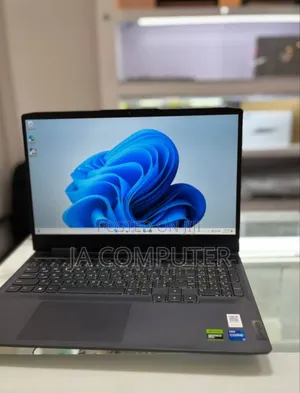 New Laptop Lenovo LOQ 15ARP9 16GB Intel Core I5 SSD 512GB