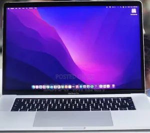 New Laptop Apple MacBook Pro 2017 16GB Intel Core I7 SSD 512GB